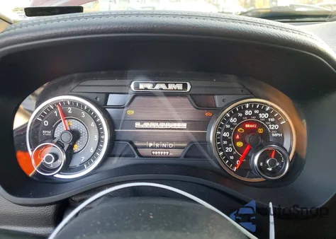 2019 Ram 1500 Laramie z USA, uszkodzony, nr VIN 1C6SRFJT0KN688833